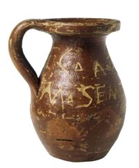 Olla sepolcrale graffita