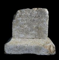 Base di donario ad Esculapio