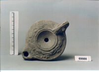 LUCERNA A BECCO CUORIFORME